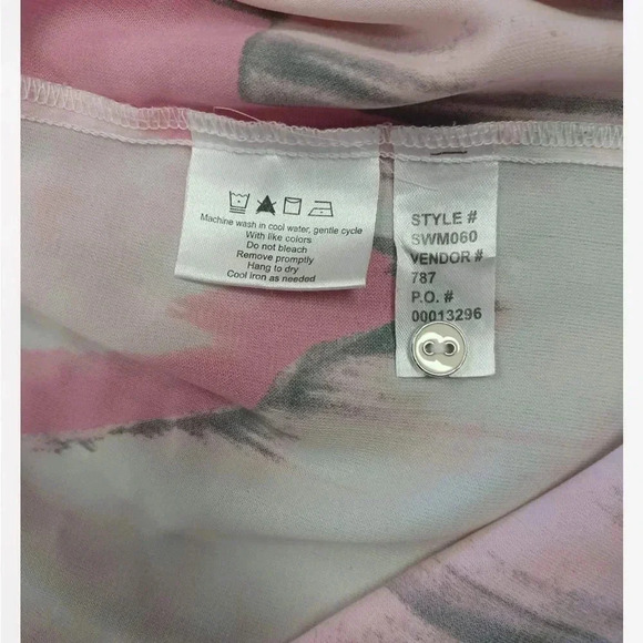 Haggar Clothing Co Petite Pink & White  Blouse Top Size Medium - Picture 8 of 9